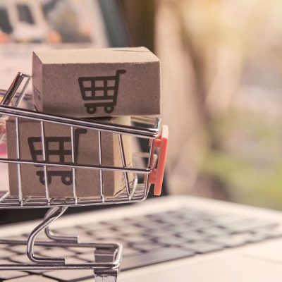 Comment choisir le bon prestataire pour mettre en place son programme de cartes cadeaux ?
